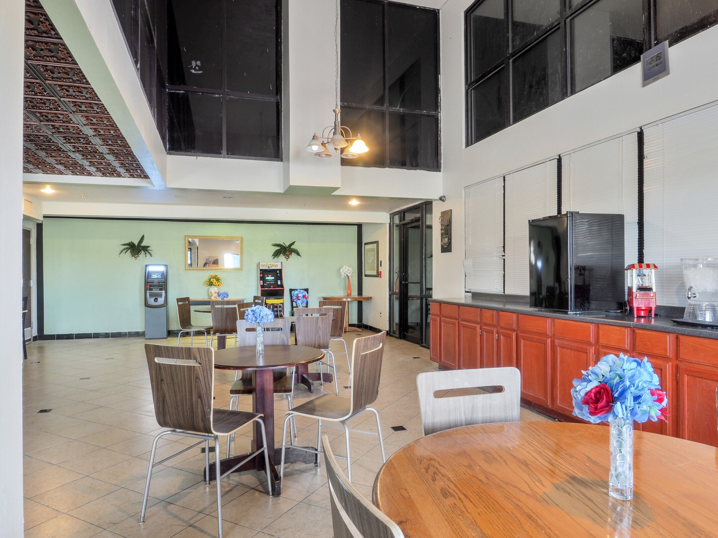 Lonestar Inn and Suites by OYO