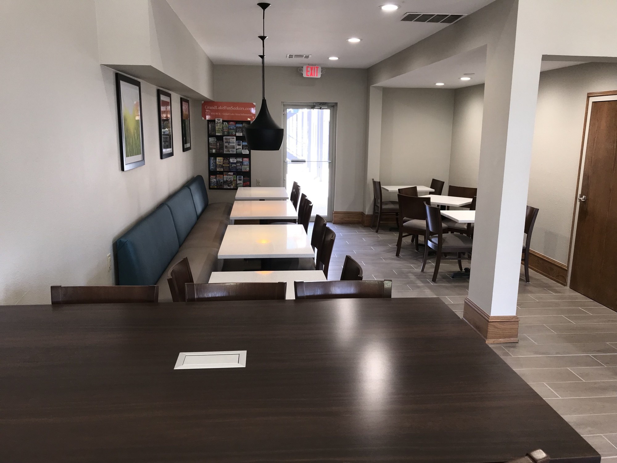 Days Inn by Wyndham Grove