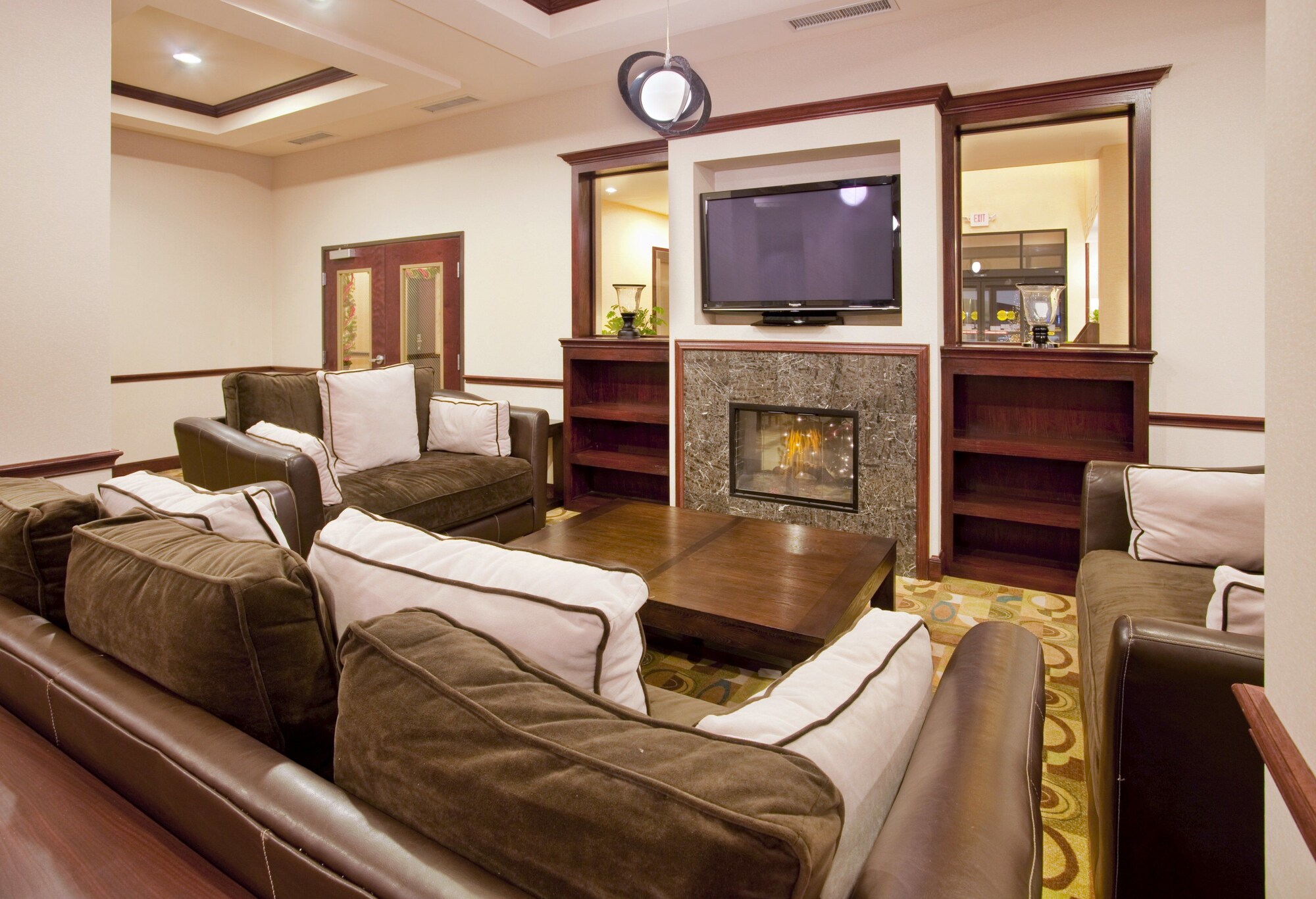 Holiday Inn Express & Suites Guthrie North Edmond