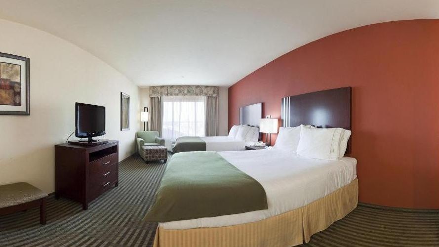Holiday Inn Express & Suites Guthrie North Edmond