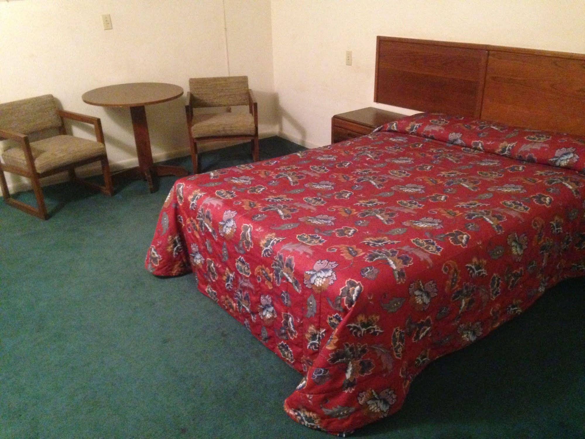 Sawmill Inn