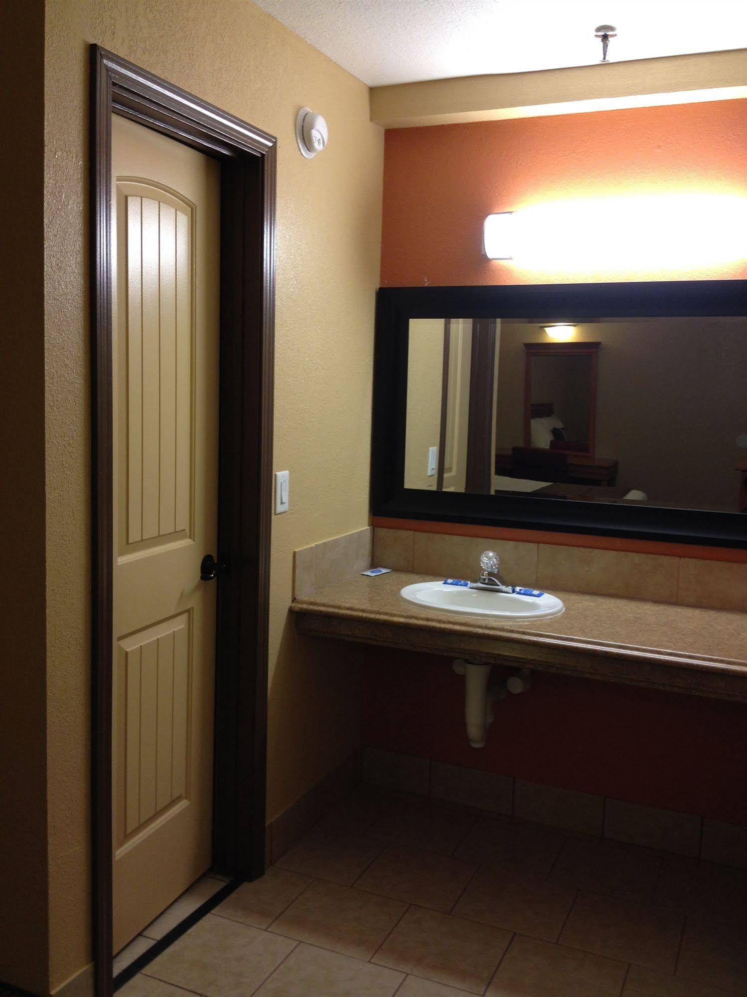 Economy Express Inn