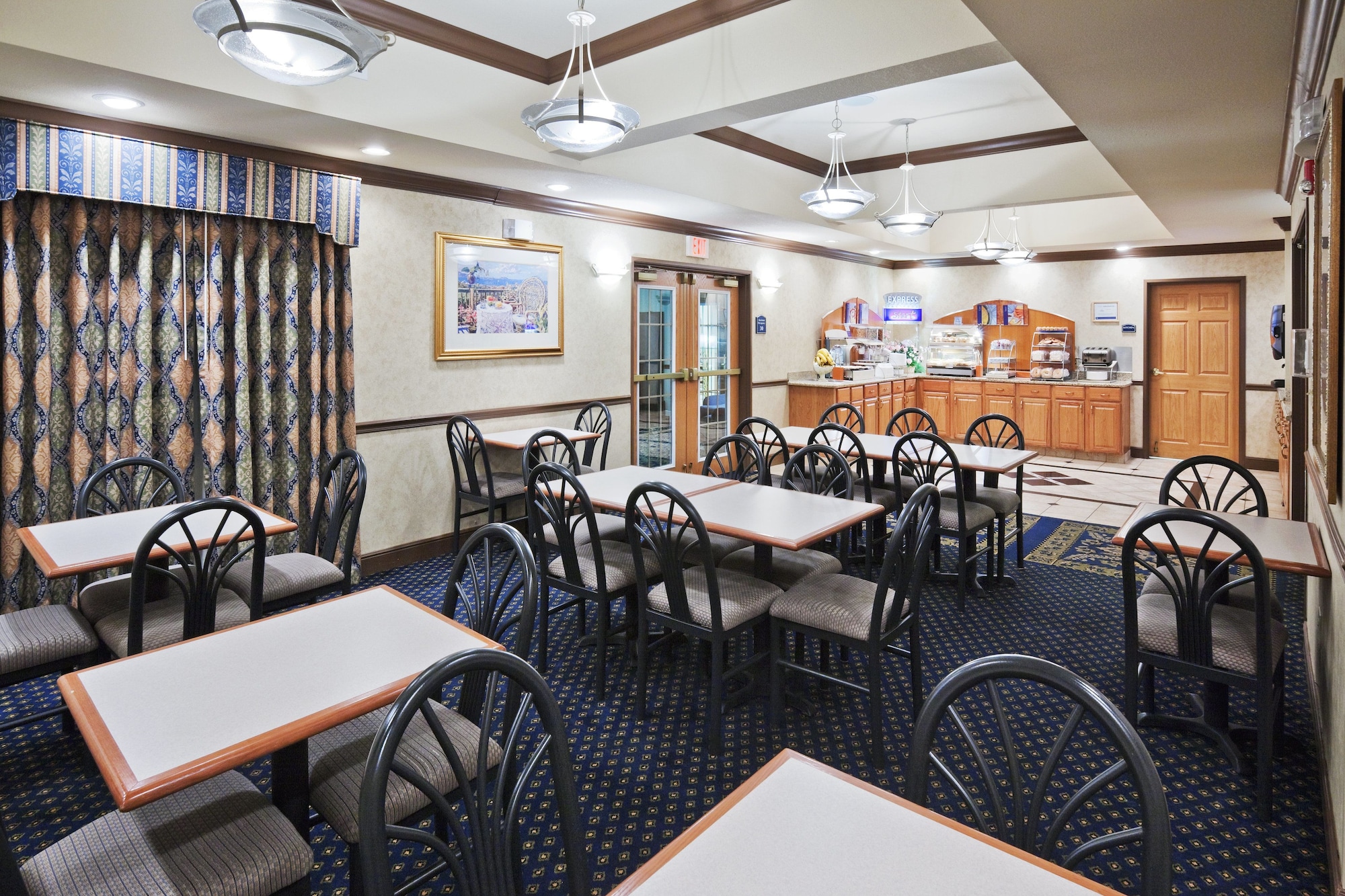 Holiday Inn Express & Suites Jenks
