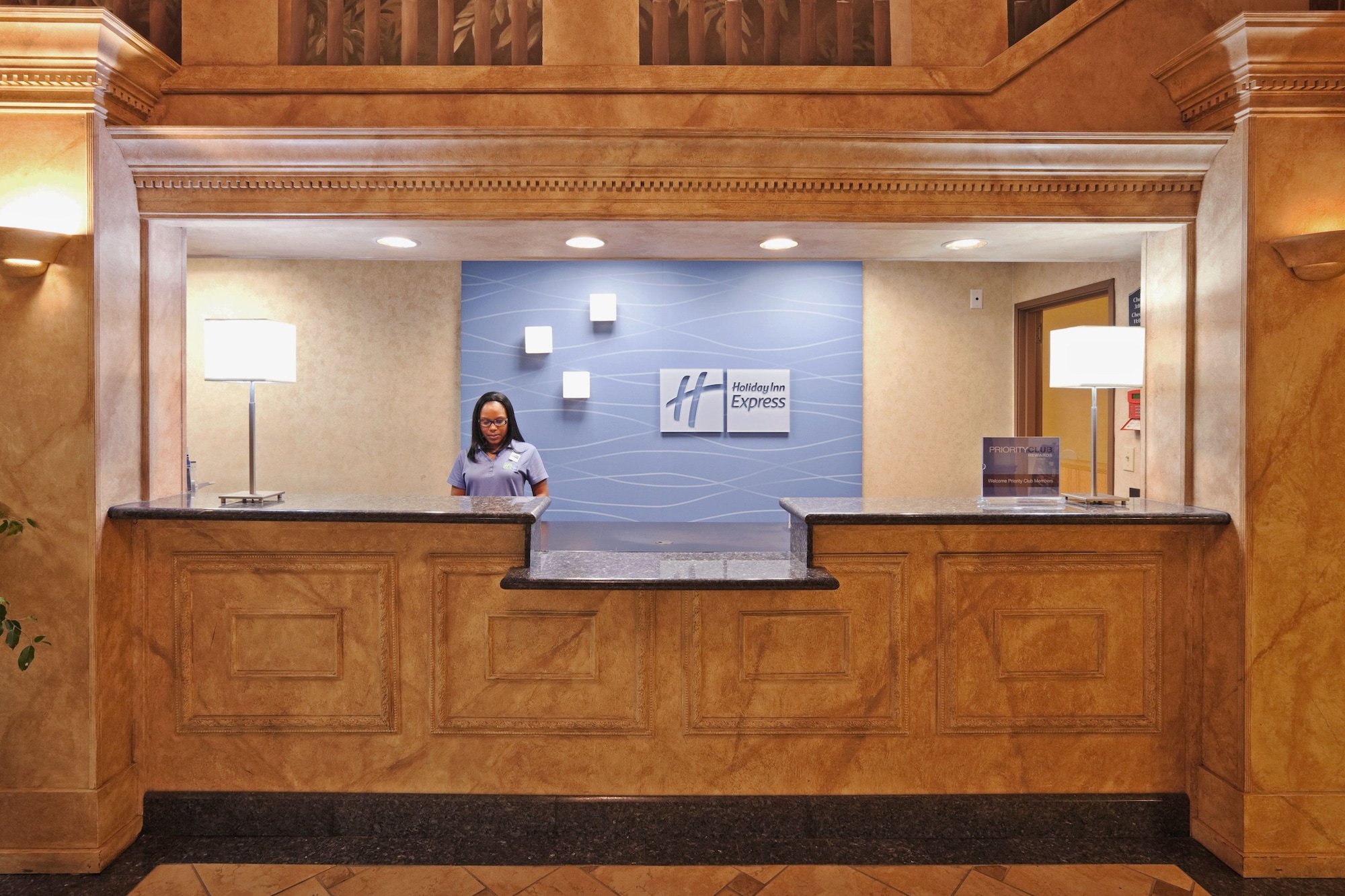 Holiday Inn Express & Suites Jenks
