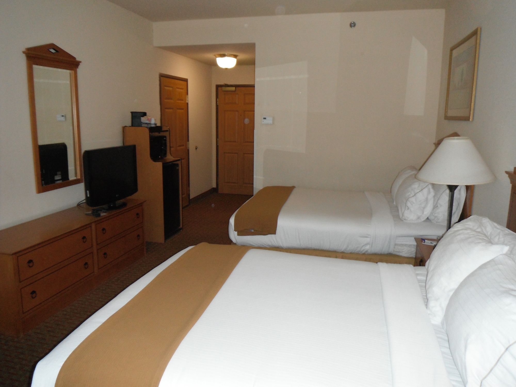 Holiday Inn Express & Suites Jenks