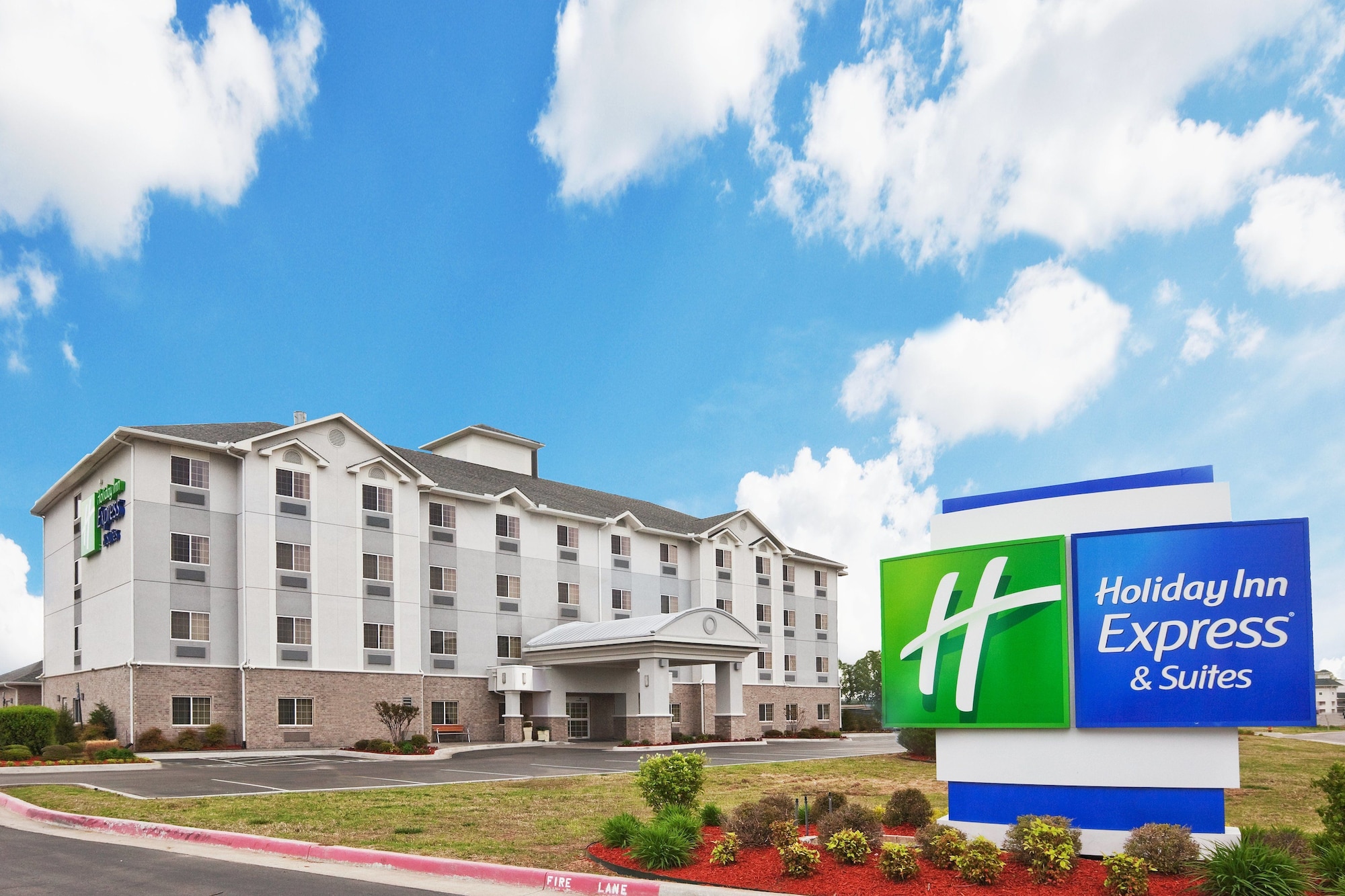 Holiday Inn Express & Suites Jenks