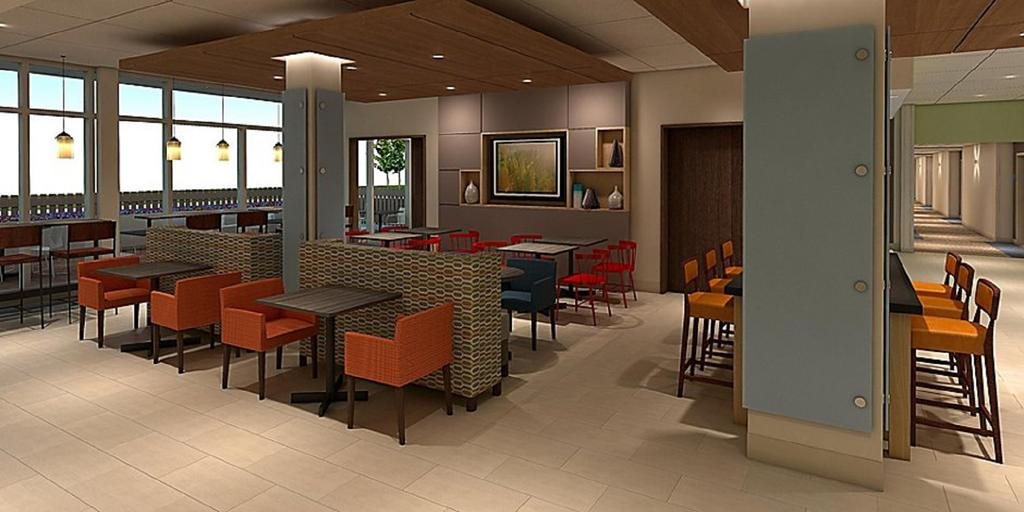 Holiday Inn Express & Suites Kingfisher