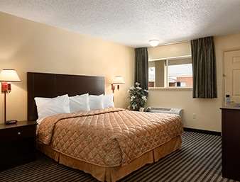 Days Inn by Wyndham Lawton