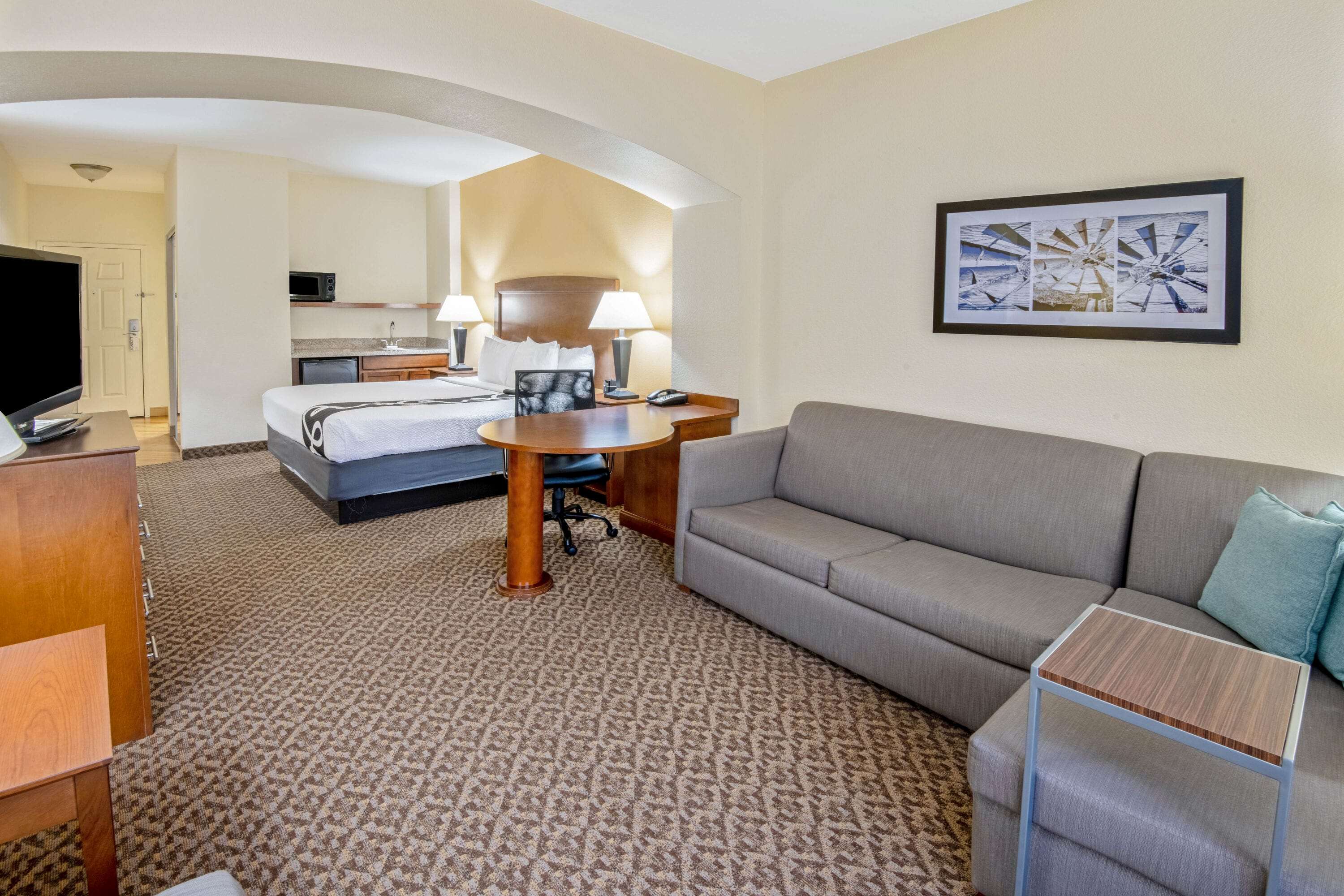 La Quinta Inn & Suites by Wyndham Lawton / Fort Sill