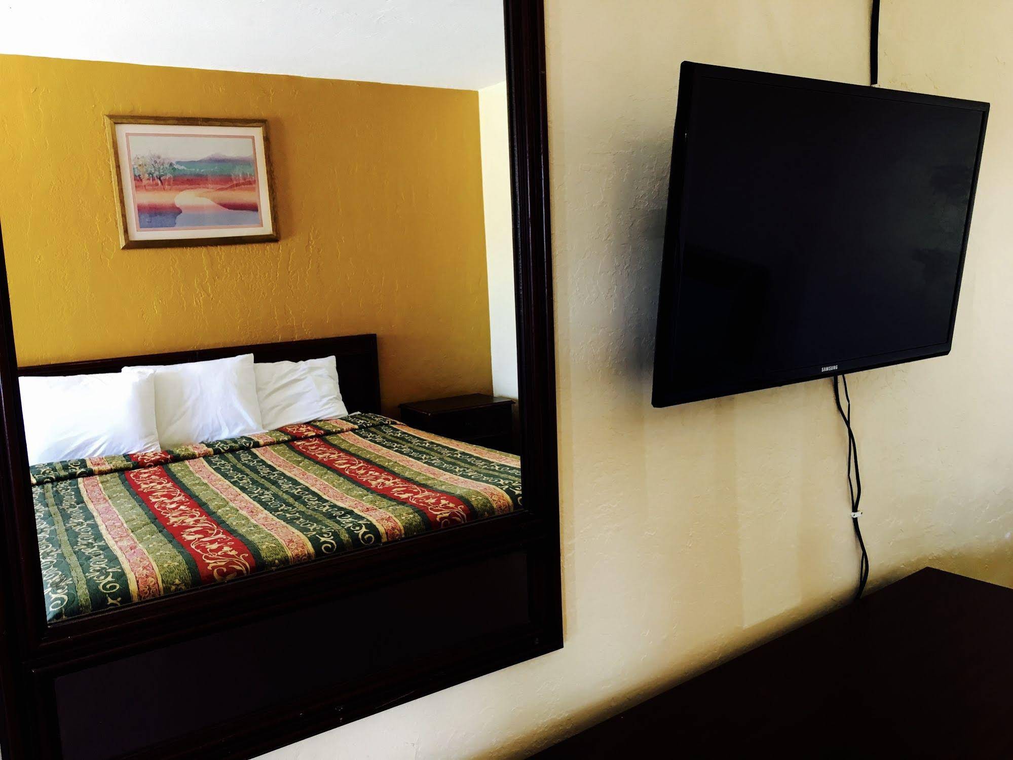 Relax Inn Lawton