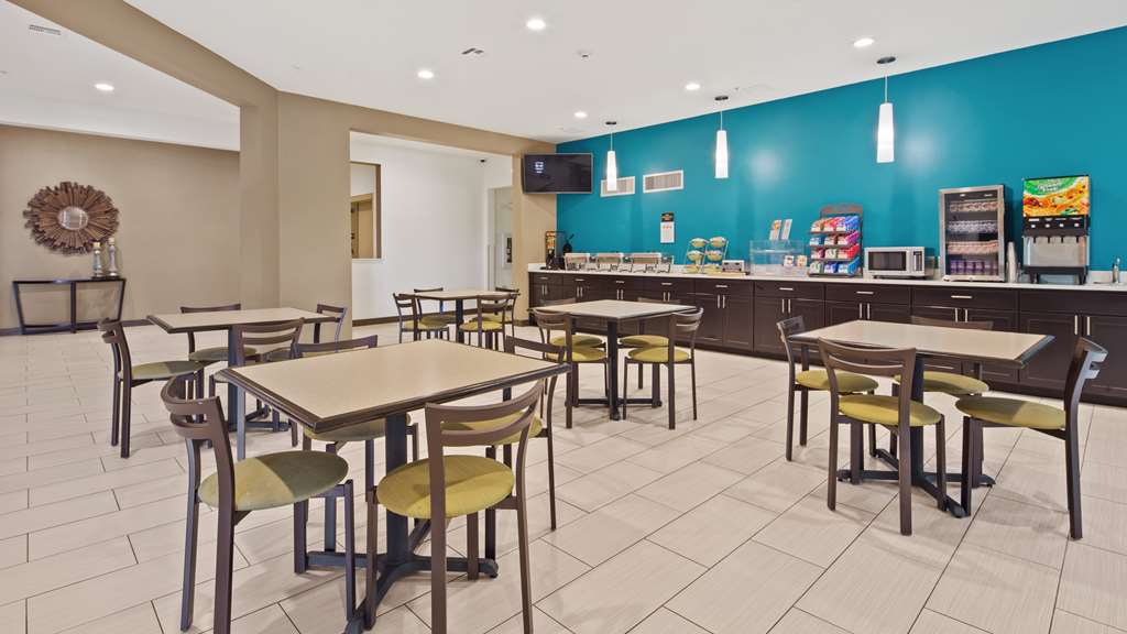 Best Western Lindsay Inn & Suites
