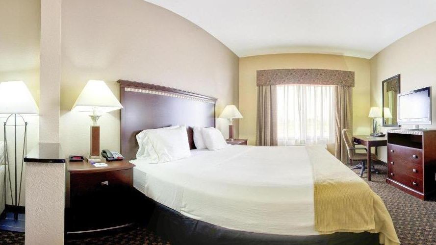 Holiday Inn Express Hotel & Suites Miami