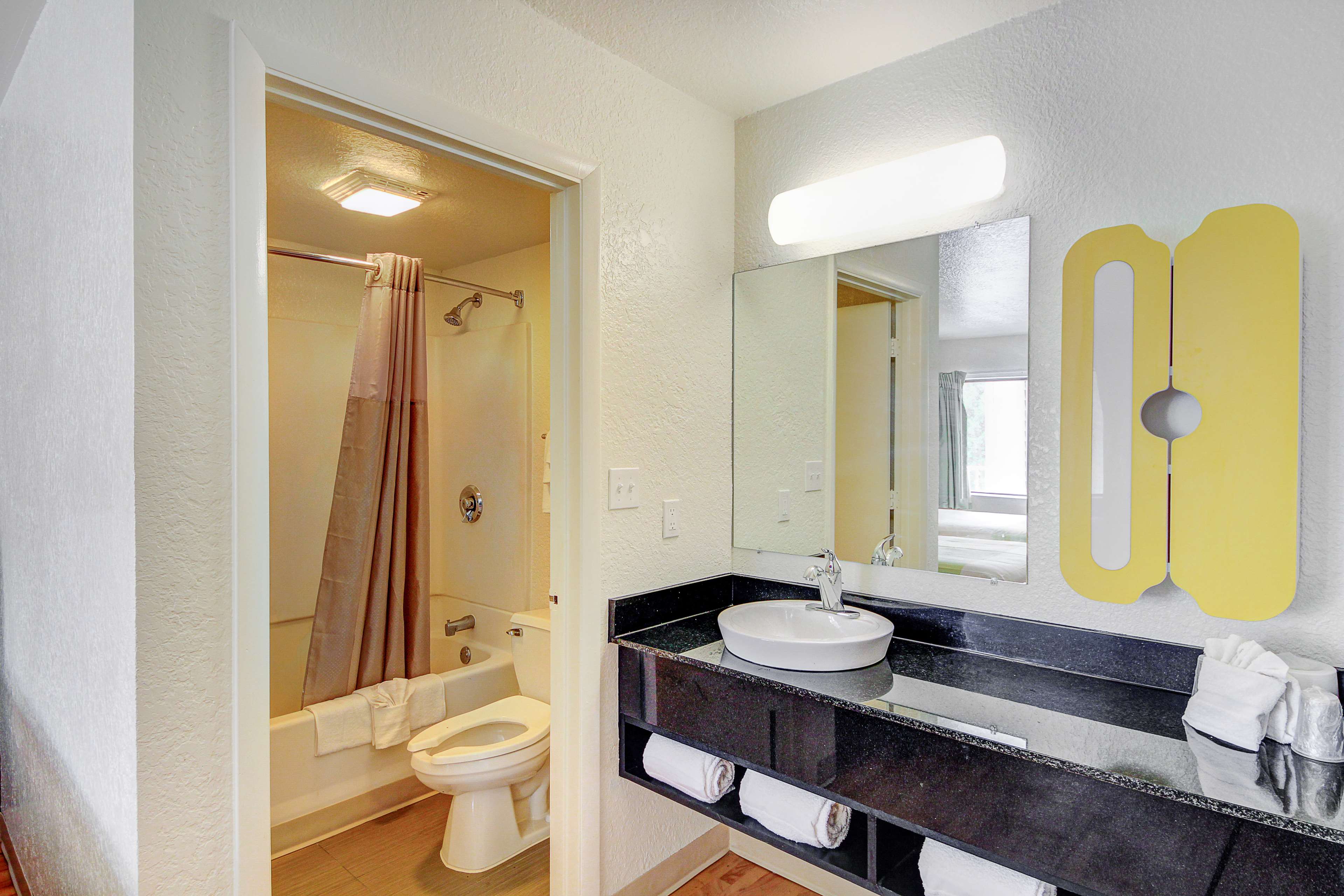 Studio 6 Midwest City, OK - Oklahoma City