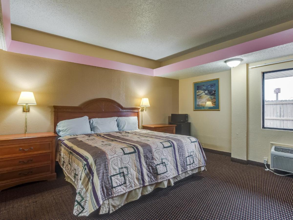 Travelers Inn Midwest City