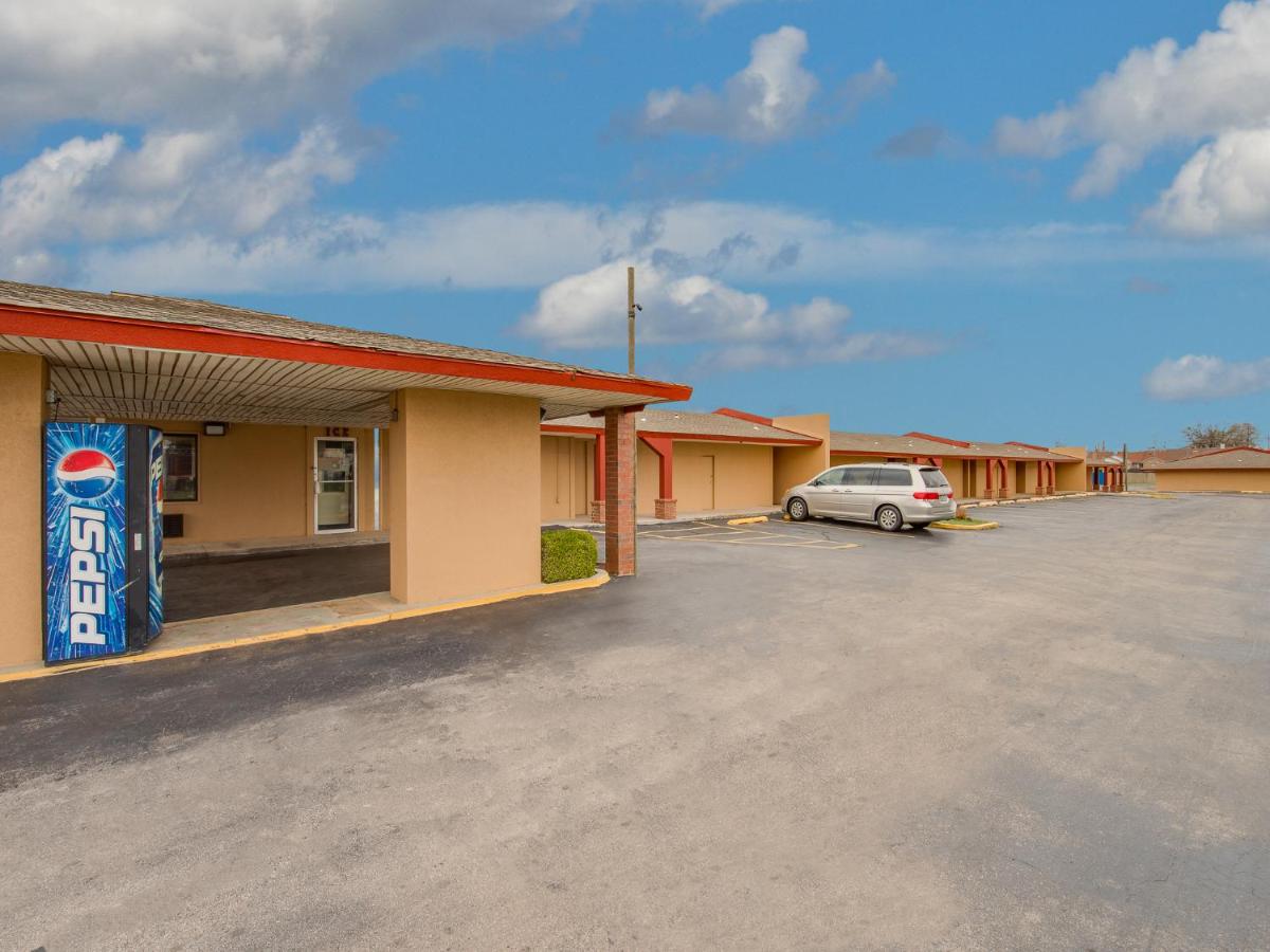 Travelers Inn Midwest City