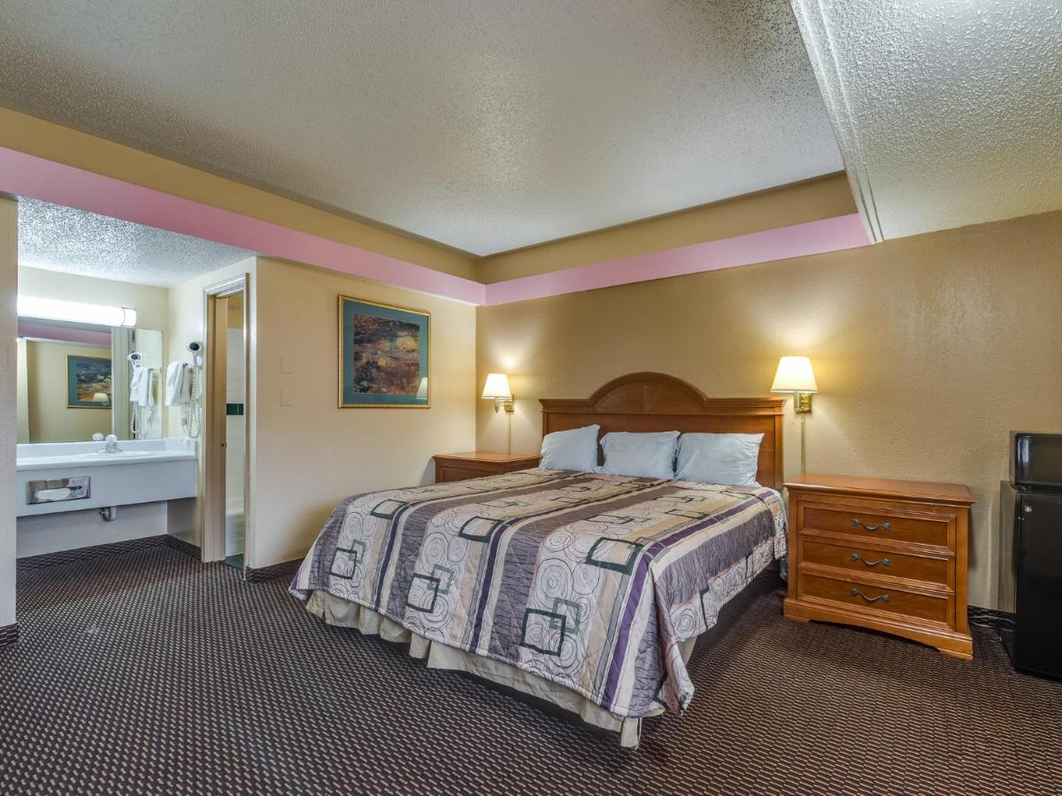 Travelers Inn Midwest City