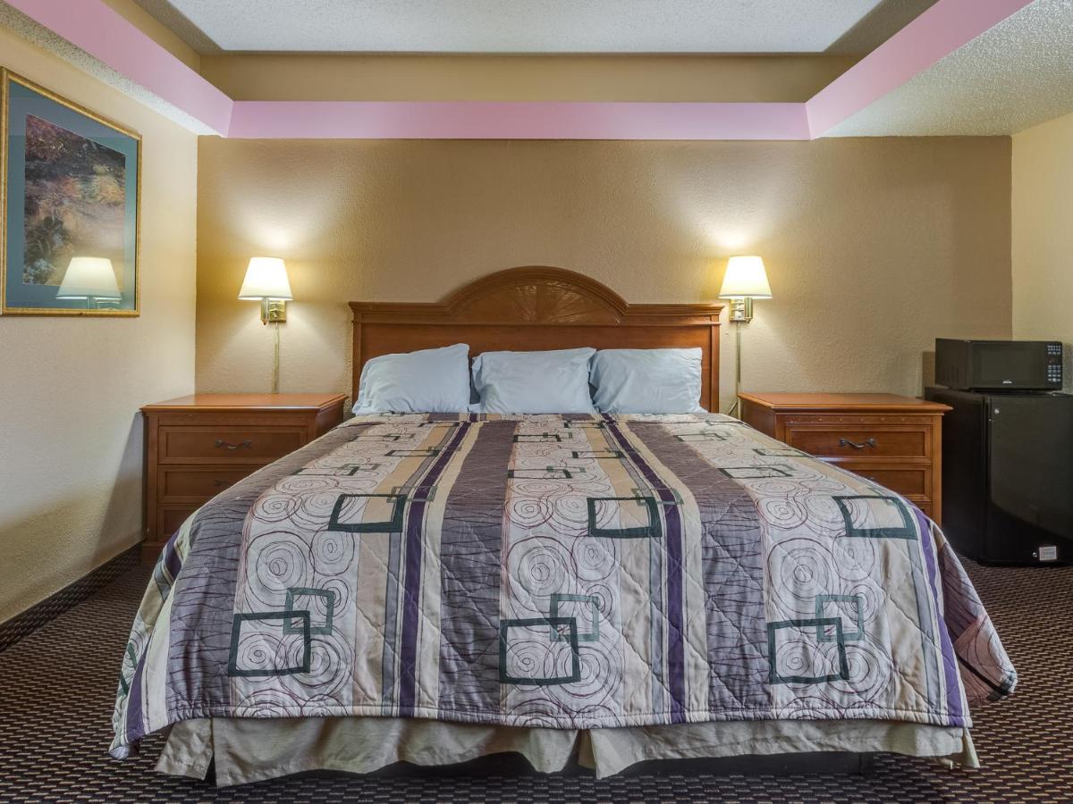 Travelers Inn Midwest City
