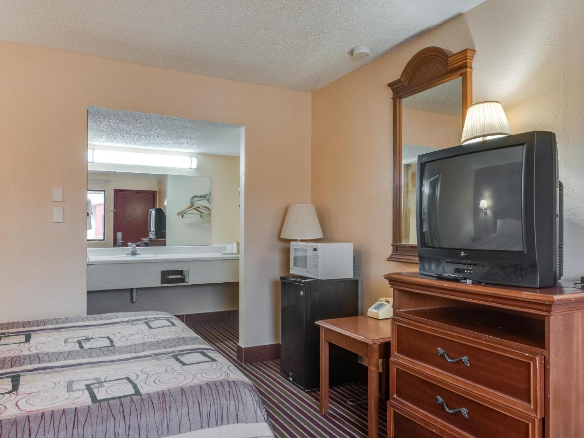 Travelers Inn Midwest City