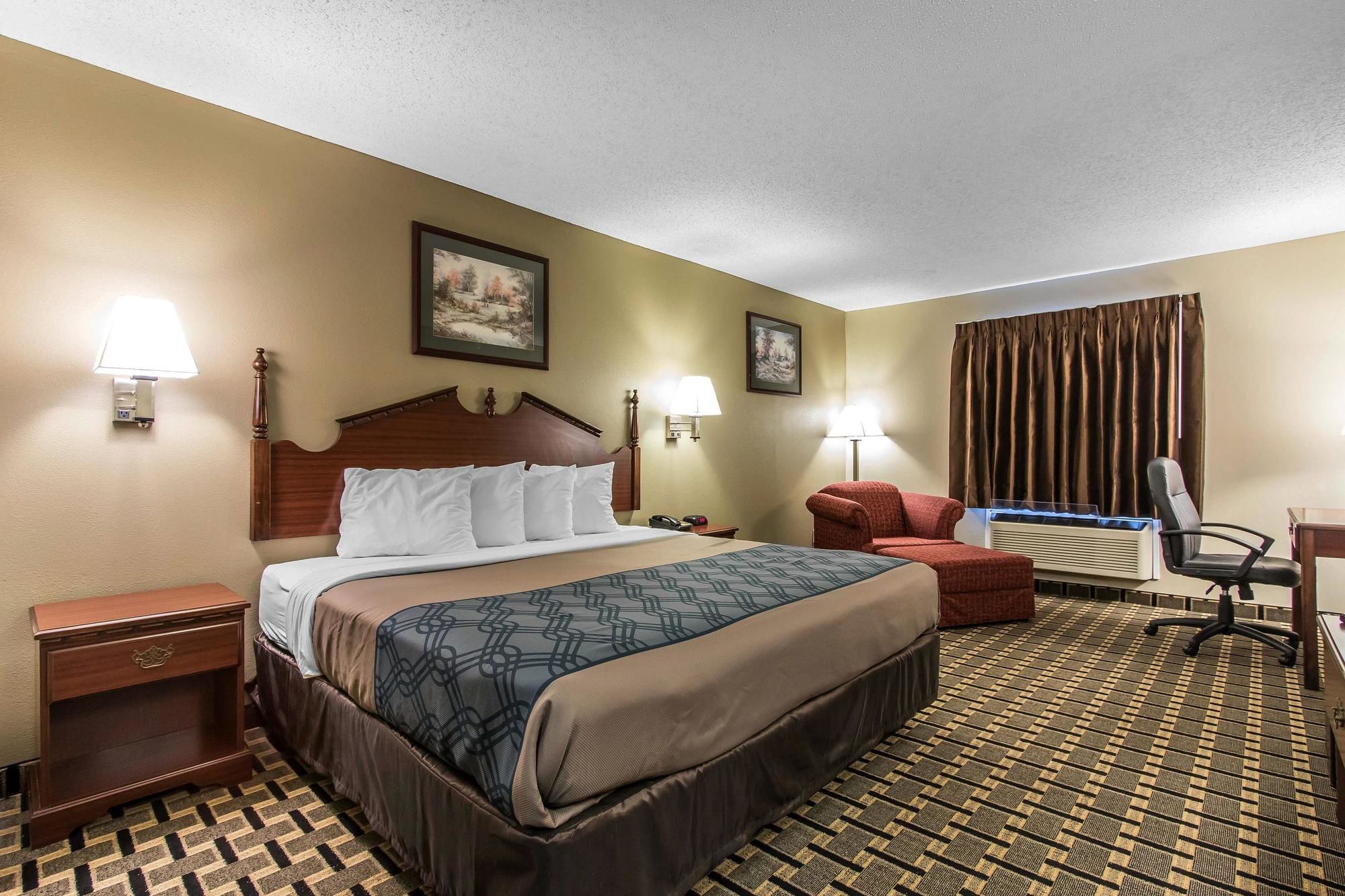 Quality Inn Moore - Oklahoma City