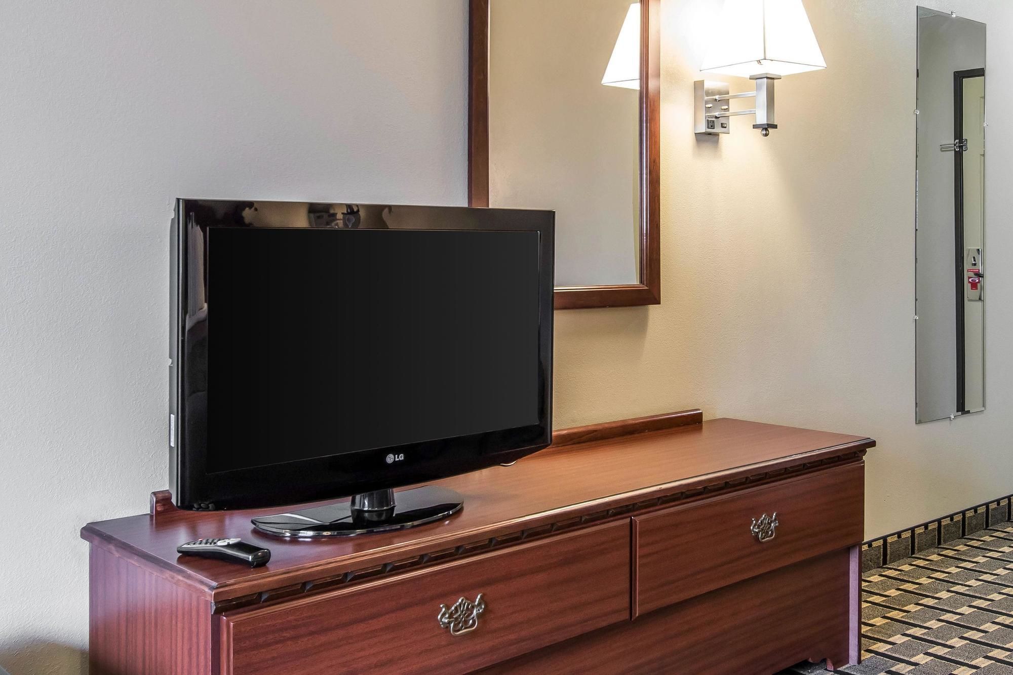 Quality Inn Moore - Oklahoma City