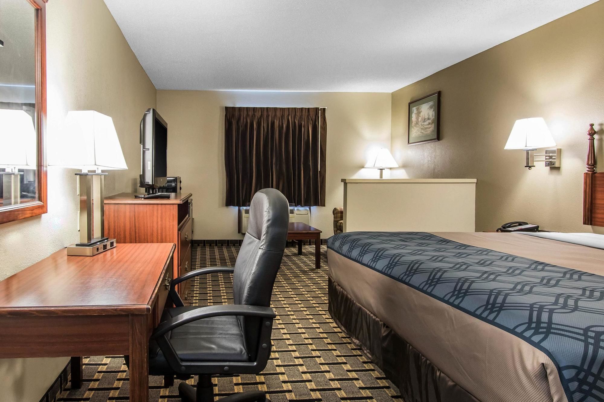 Quality Inn Moore - Oklahoma City