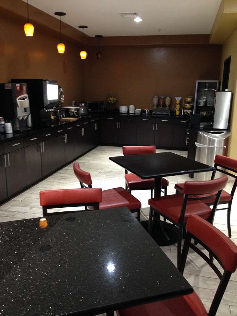 Best Western Greentree Inn & Suites