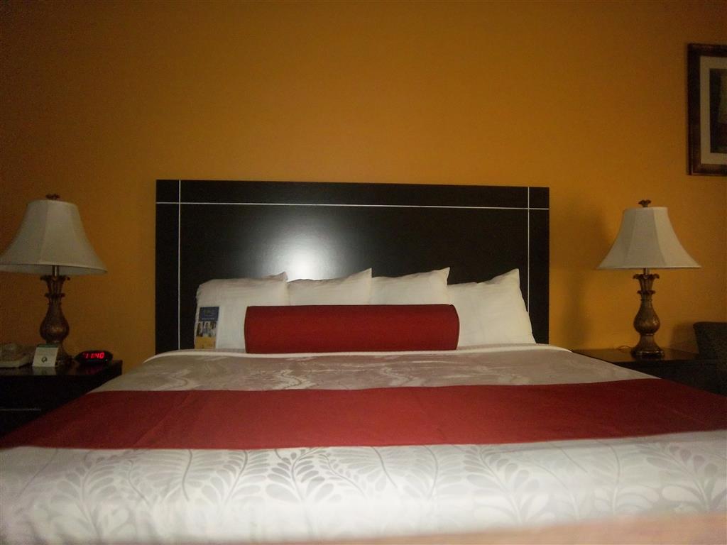 Best Western Greentree Inn & Suites