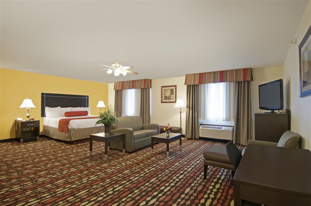 Best Western Greentree Inn & Suites
