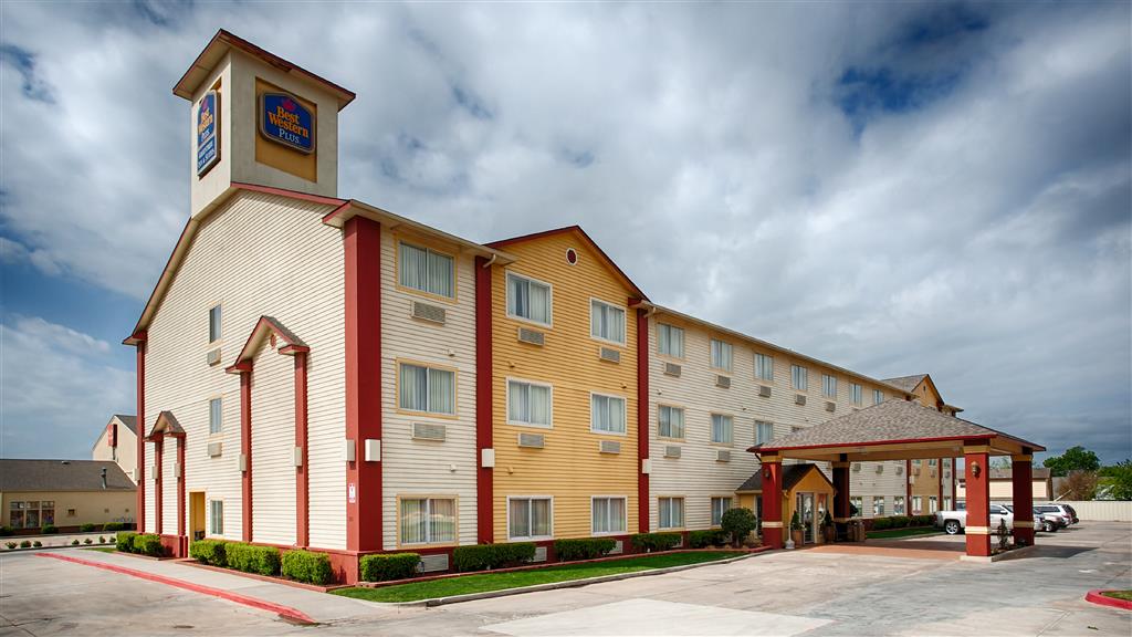 Best Western Greentree Inn & Suites