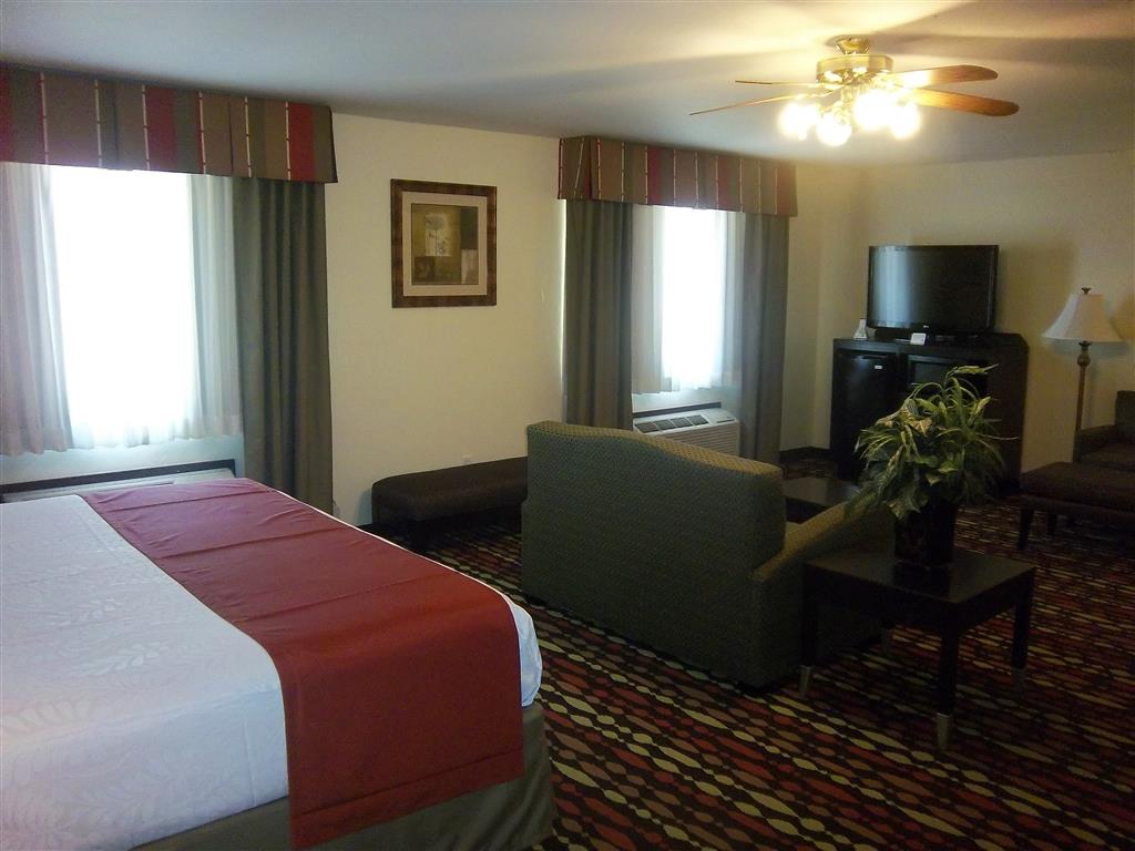 Best Western Greentree Inn & Suites