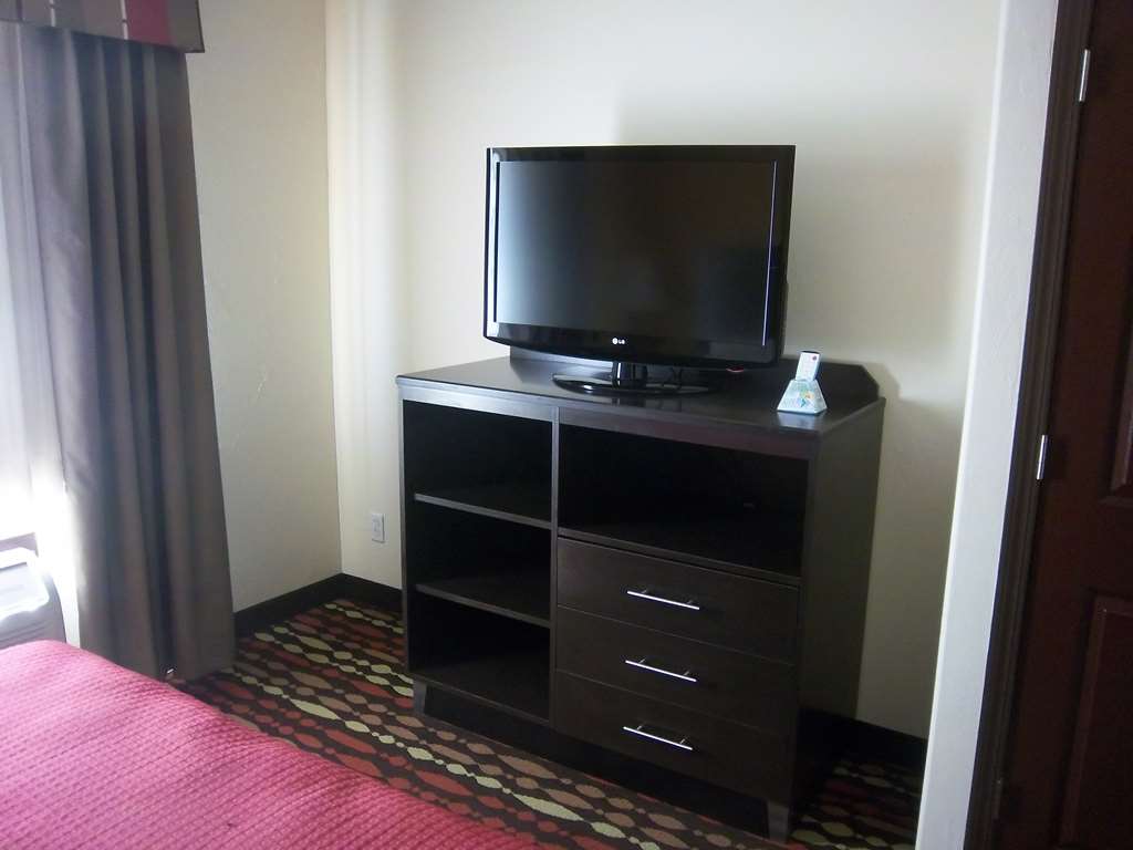 Best Western Greentree Inn & Suites