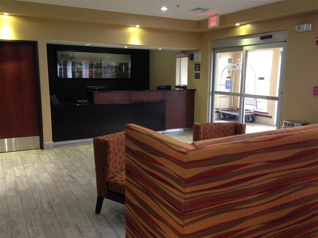 Best Western Greentree Inn & Suites