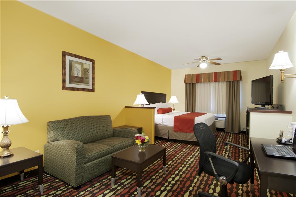 Best Western Greentree Inn & Suites