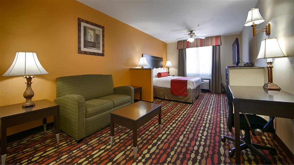 Best Western Greentree Inn & Suites