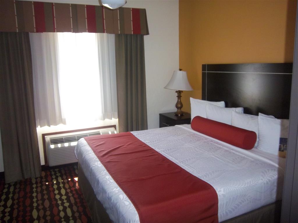 Best Western Greentree Inn & Suites