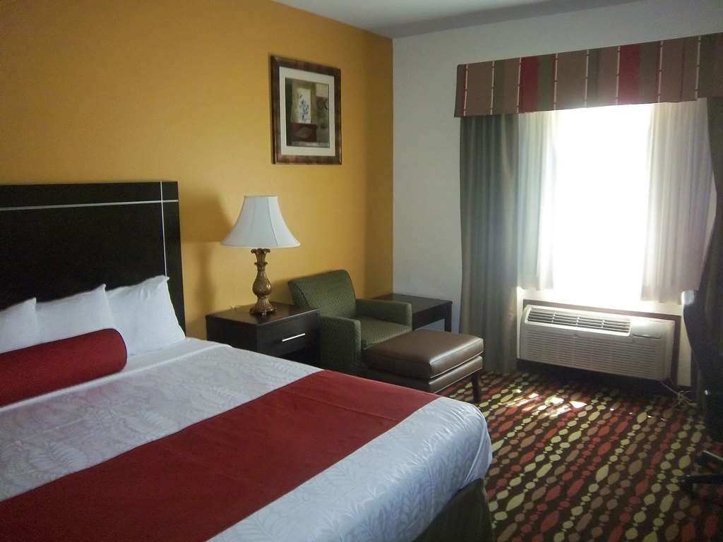 Best Western Greentree Inn & Suites