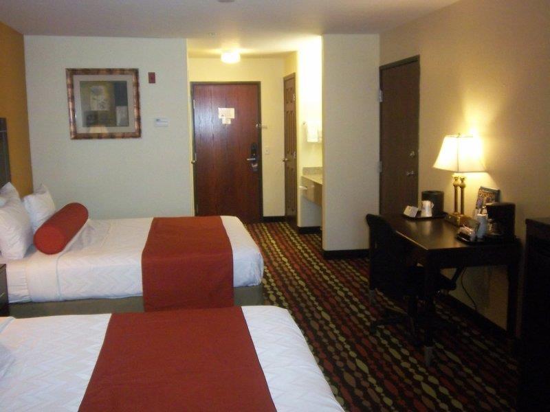 Best Western Greentree Inn & Suites