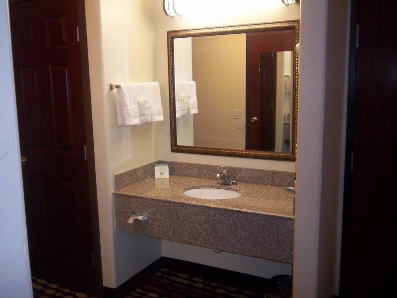 Best Western Greentree Inn & Suites