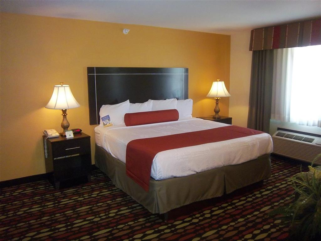 Best Western Greentree Inn & Suites