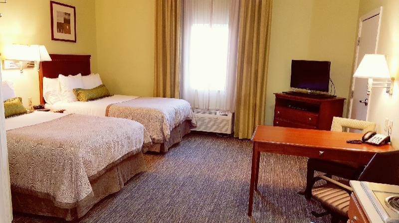 Candlewood Suites Oklahoma City South - Moore