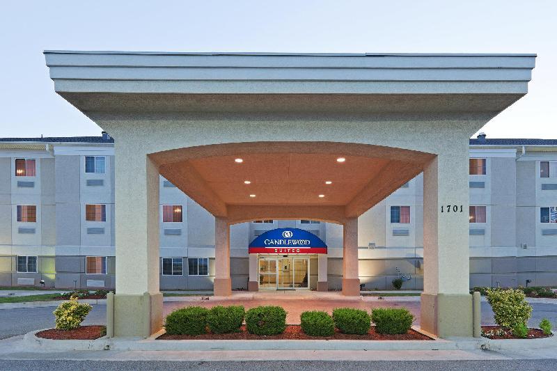 Candlewood Suites Oklahoma City South - Moore
