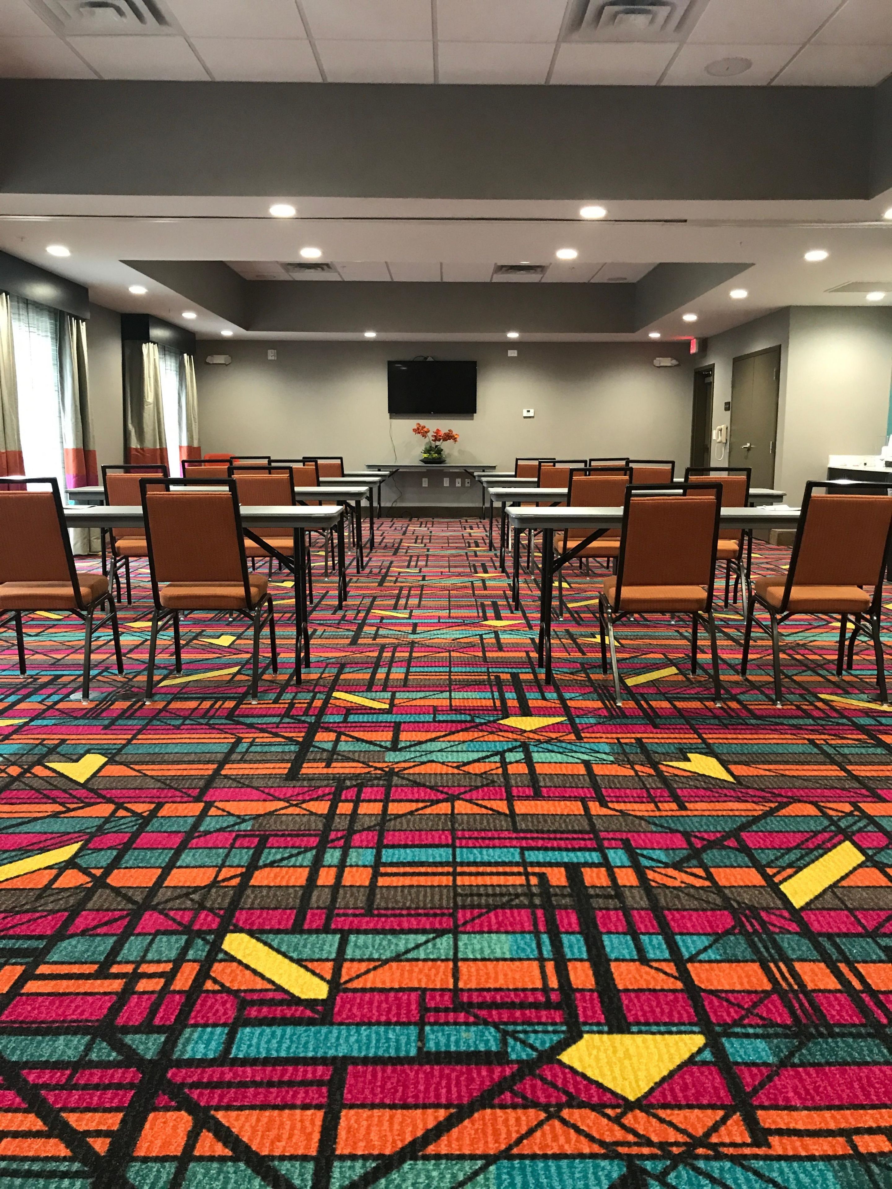 Hampton Inn & Suites Moore