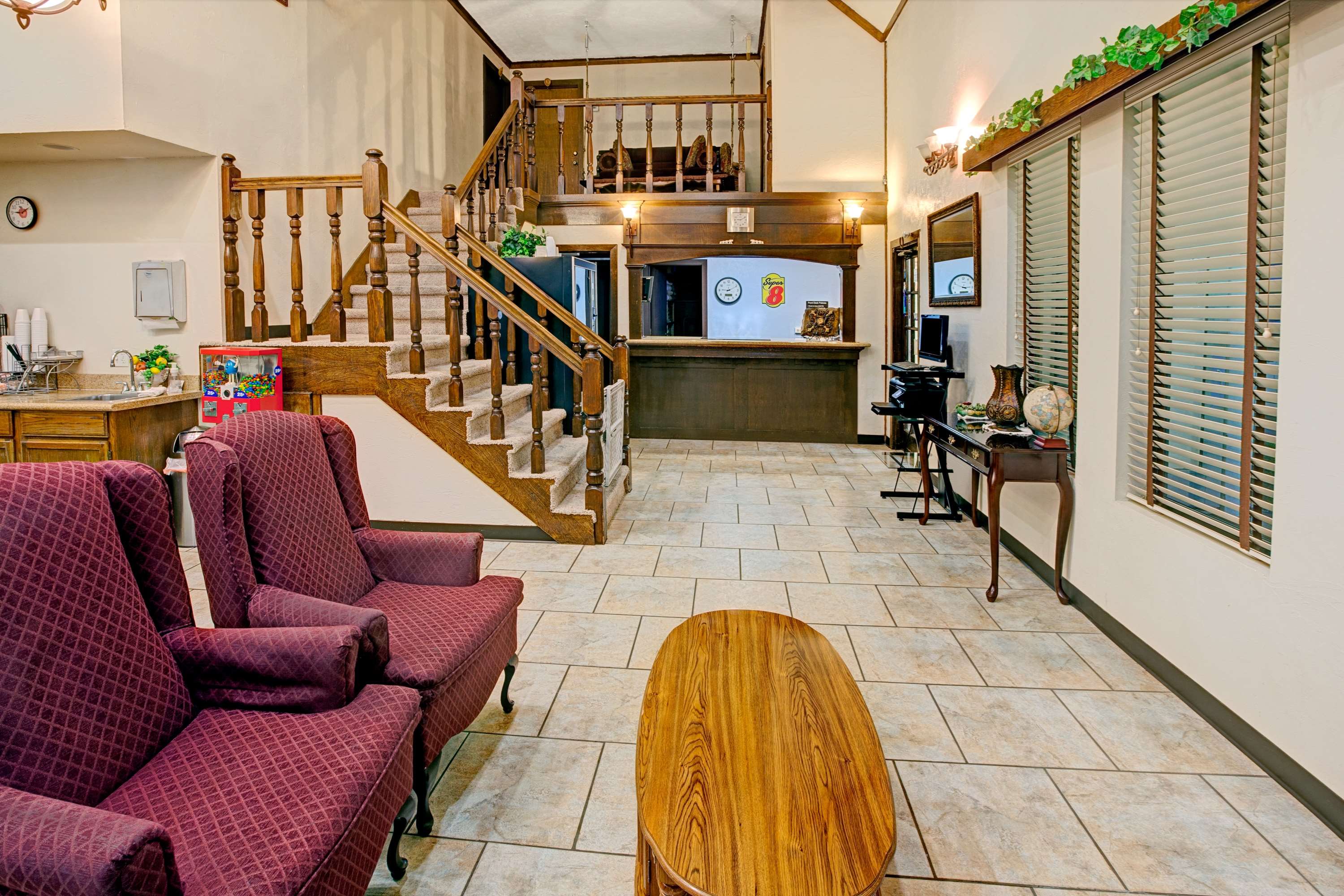 Super 8 by Wyndham City of Moore