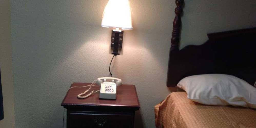 Budget Inn