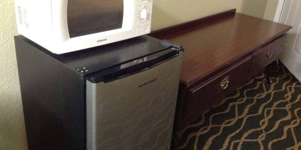 Budget Inn