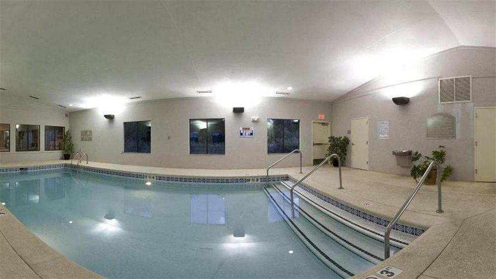 Holiday Inn Express & Suites Muskogee