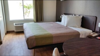 Candlewood Suites Muskogee