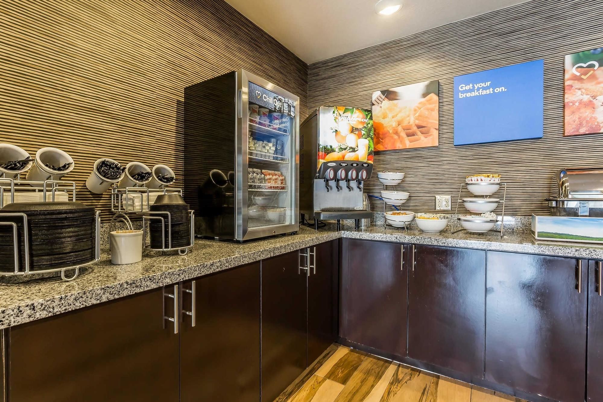 Comfort Inn & Suites Newcastle - Oklahoma City