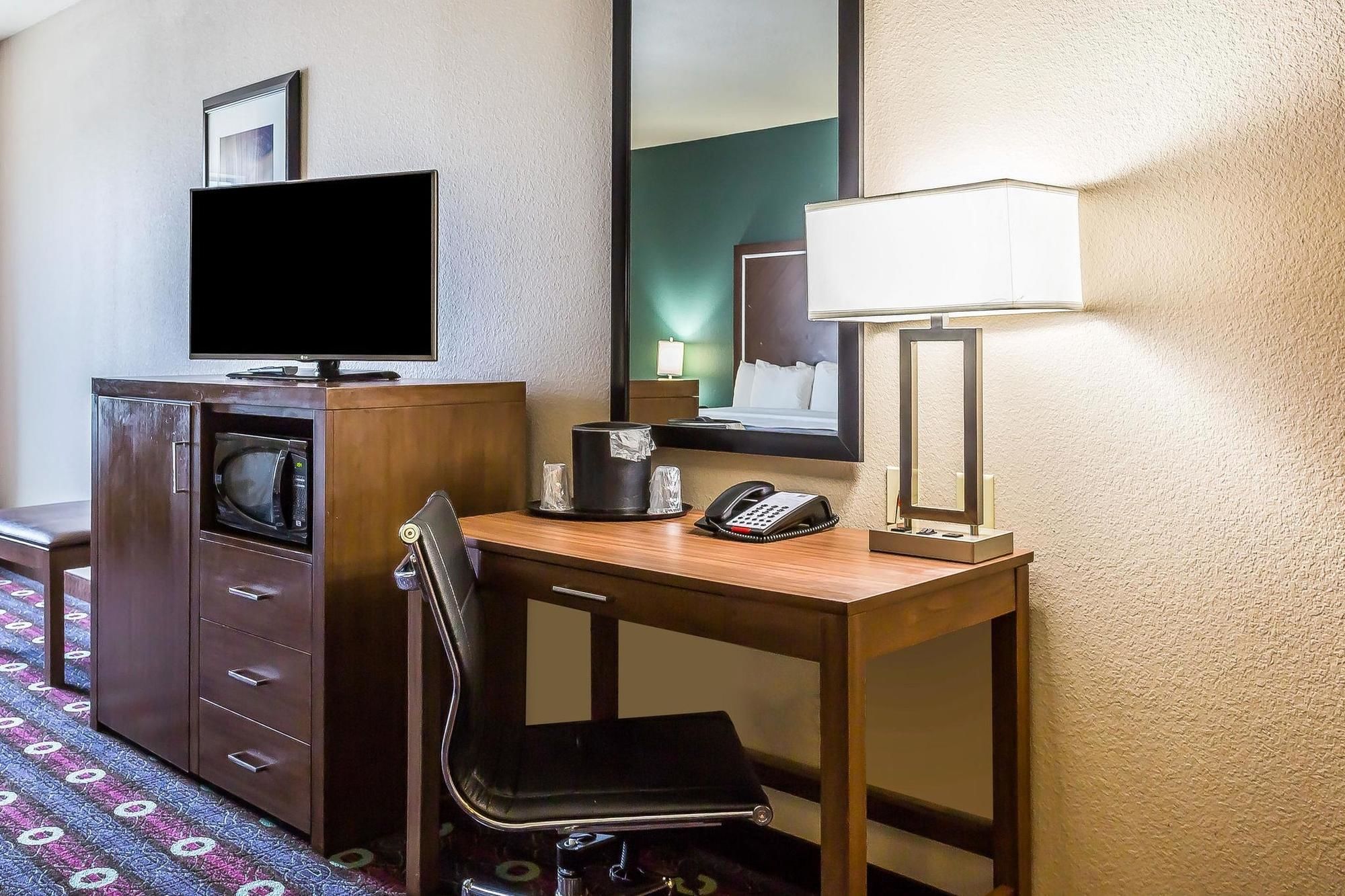 Comfort Inn & Suites Newcastle - Oklahoma City