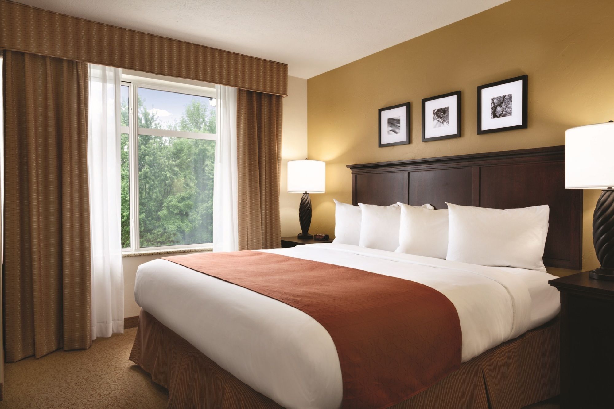 Country Inn & Suites by Radisson, Norman near University